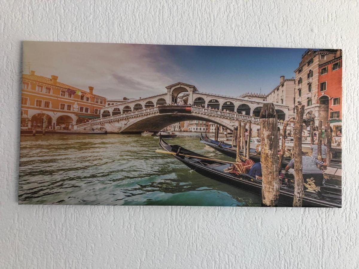 Venice Apartment Інтерлакен Екстер'єр фото